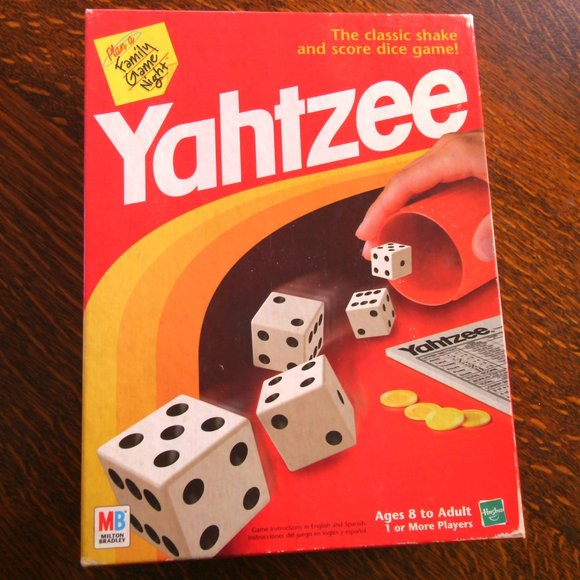 Yahtzee classic dice game played 5 dice Strategies English Spanish high-scoring - Picture 13 of 16